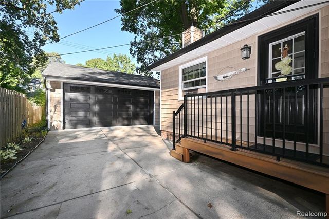 4187 Kenmore Road, Berkley, MI 48072