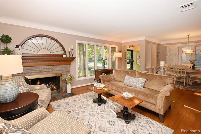 4187 Kenmore Road, Berkley, MI 48072