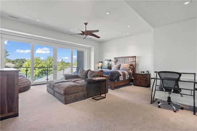 10712 W 165th Street, Overland Park, KS 66221
