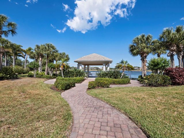 5967 BENEVENTO DRIVE, Sarasota, FL 34238