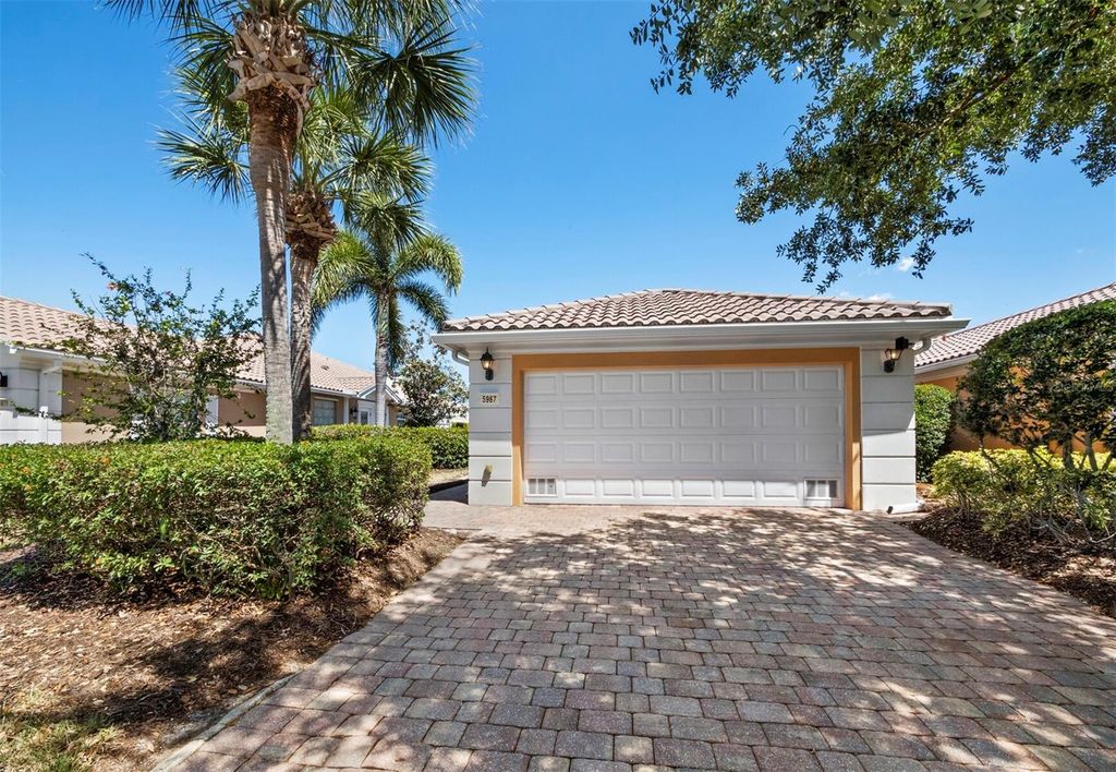 5967 BENEVENTO DRIVE, Sarasota, FL 34238