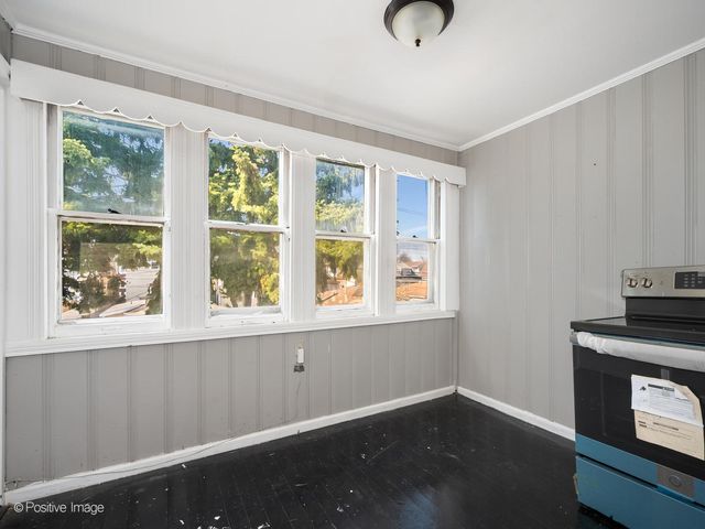 920 N Kedvale Avenue, Chicago, IL 60651