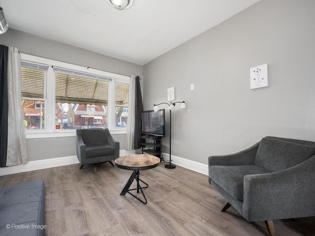 920 N Kedvale Avenue, Chicago, IL 60651