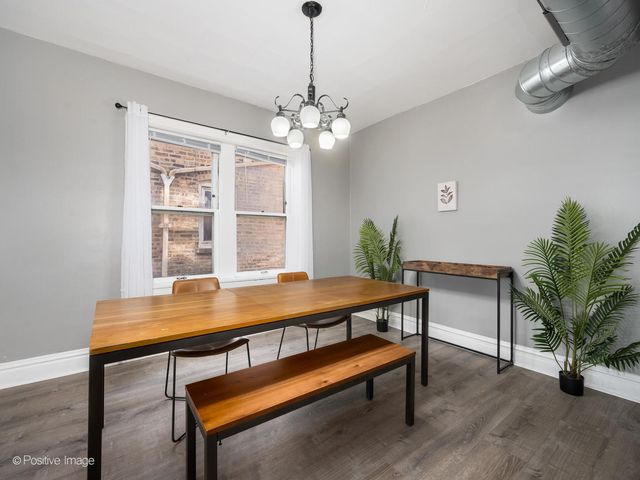 920 N Kedvale Avenue, Chicago, IL 60651