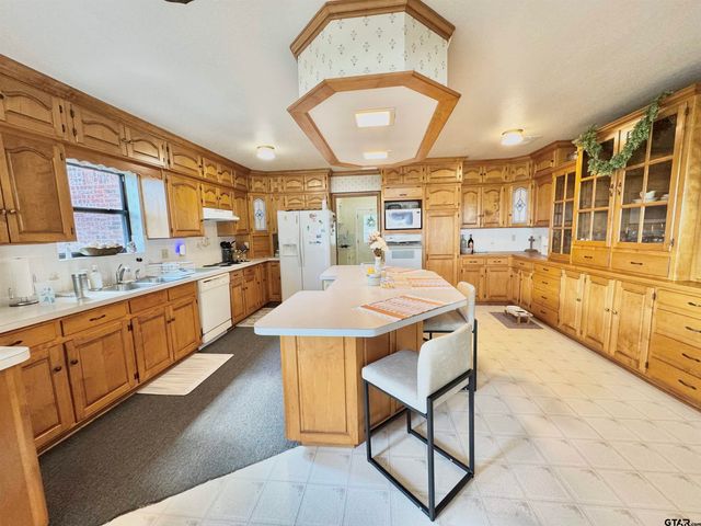 16223 Big Oak Bay Rd, Tyler, TX 75707