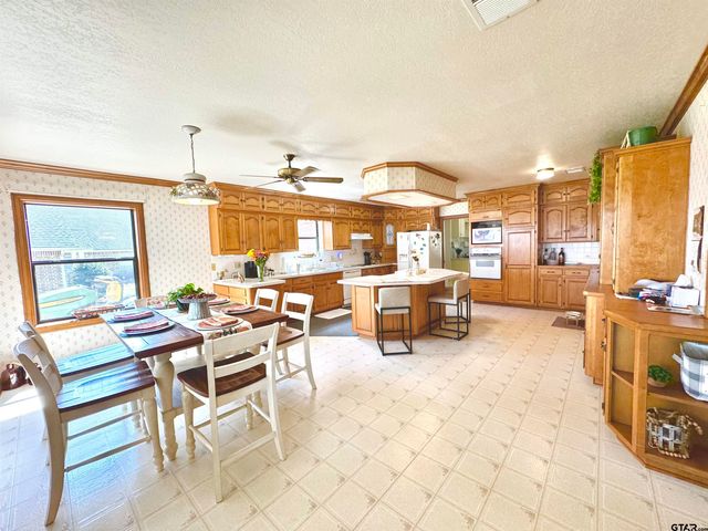 16223 Big Oak Bay Rd, Tyler, TX 75707