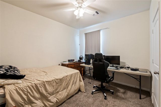 211 White Wing Lane, Sealy, TX 77474