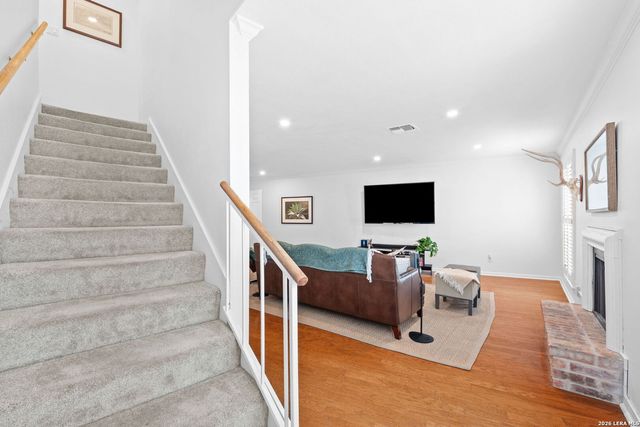 201 Ellwood St Apt 211, San Antonio, TX 78209
