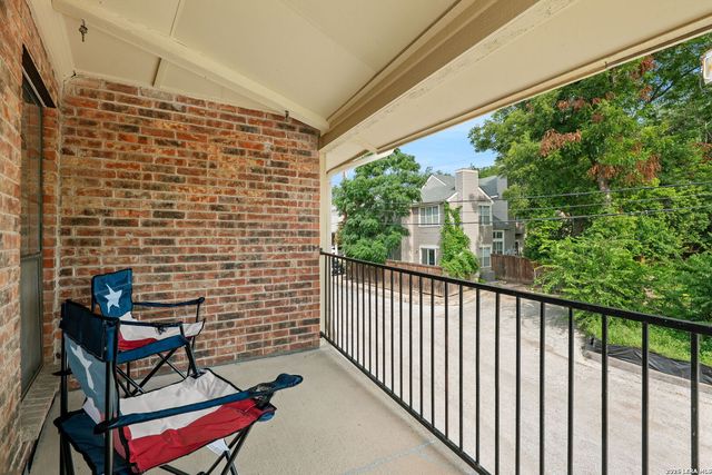 201 Ellwood St Apt 211, San Antonio, TX 78209