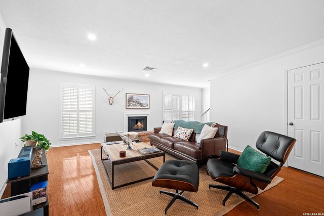 201 Ellwood St Apt 211, San Antonio, TX 78209