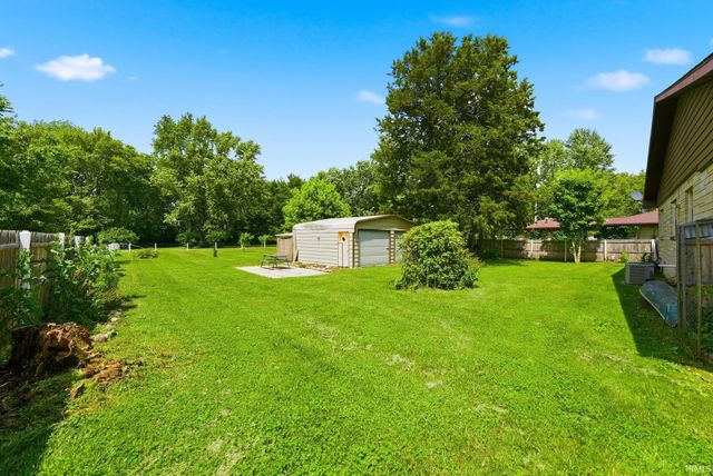 11420 W SR 32 Highway, Yorktown, IN 47396