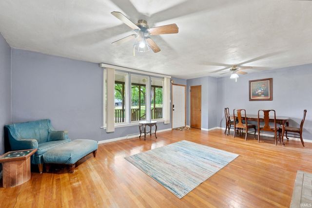 11420 W SR 32 Highway, Yorktown, IN 47396