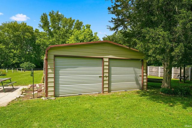 11420 W SR 32 Highway, Yorktown, IN 47396