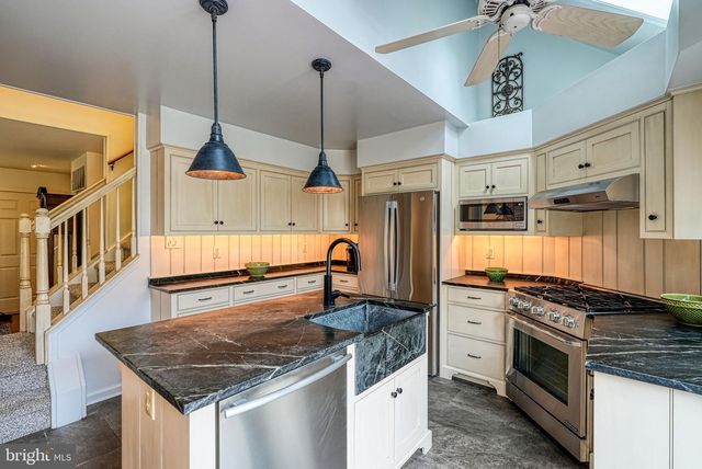 5529 GEDDES WAY, Pipersville, PA 18947