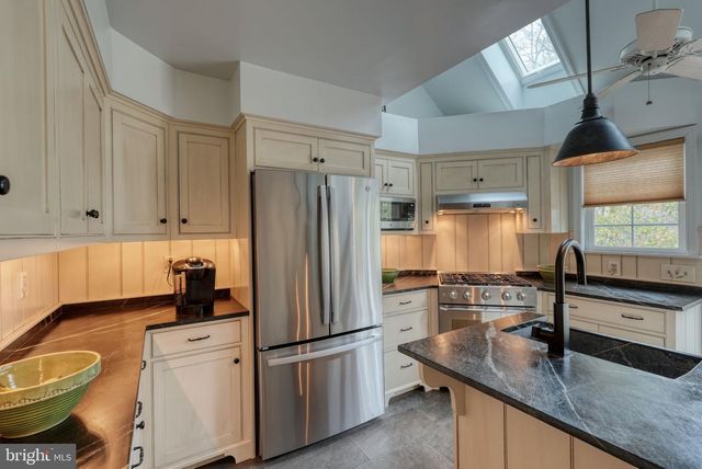 5529 GEDDES WAY, Pipersville, PA 18947