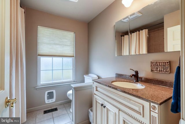 5529 GEDDES WAY, Pipersville, PA 18947