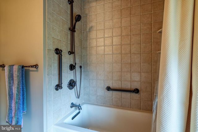 5529 GEDDES WAY, Pipersville, PA 18947