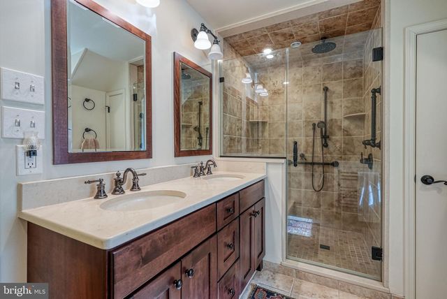 5529 GEDDES WAY, Pipersville, PA 18947