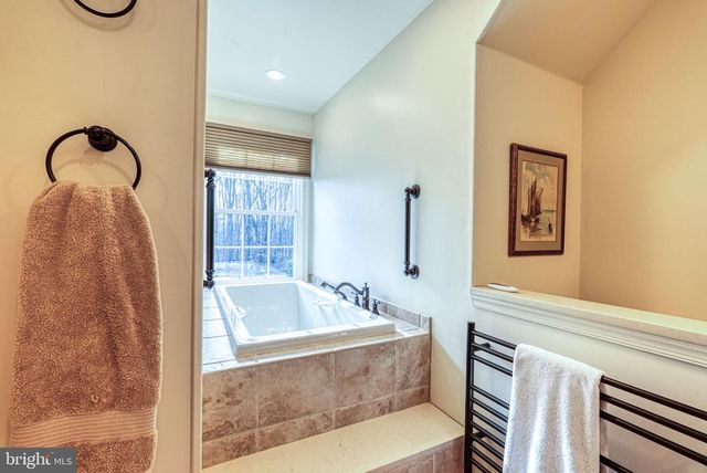 5529 GEDDES WAY, Pipersville, PA 18947