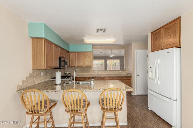 823 W 14TH Avenue, Apache Junction, AZ 85120