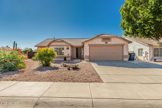 823 W 14TH Avenue, Apache Junction, AZ 85120