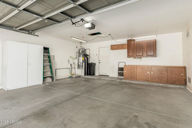 823 W 14TH Avenue, Apache Junction, AZ 85120