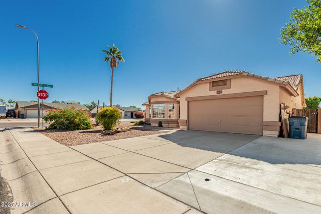 823 W 14TH Avenue, Apache Junction, AZ 85120