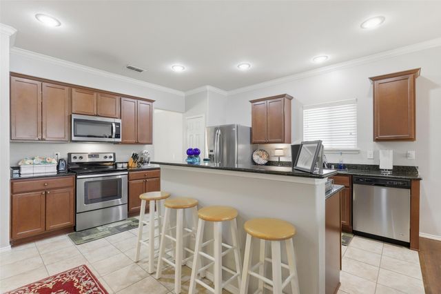1112 Foxglove Lane, Burleson, TX 76028