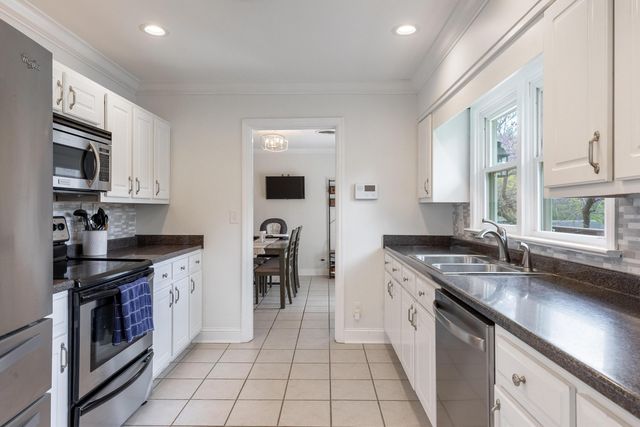 2418 Crescent Club Drive, Hixson, TN 37343