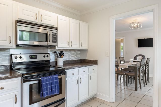2418 Crescent Club Drive, Hixson, TN 37343