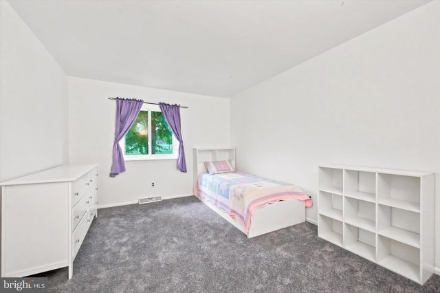 203 CAMSTEN CT, Chesterbrook, PA 19087