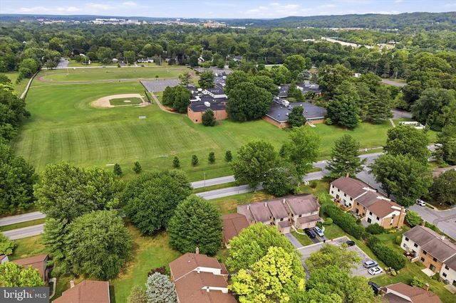 203 CAMSTEN CT, Chesterbrook, PA 19087