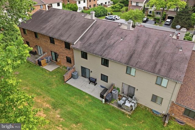 203 CAMSTEN CT, Chesterbrook, PA 19087