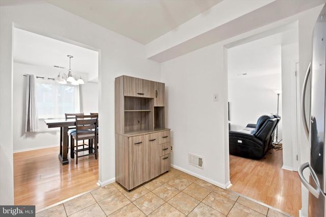 203 CAMSTEN CT, Chesterbrook, PA 19087
