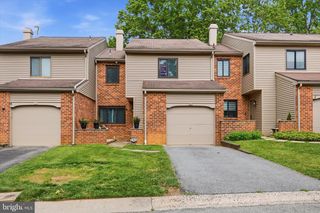 203 CAMSTEN CT, Chesterbrook, PA 19087