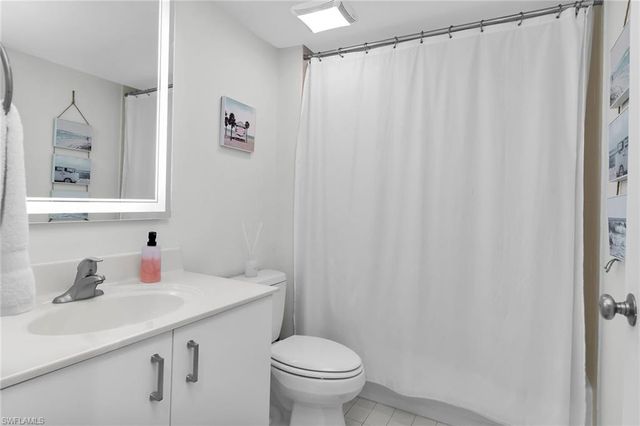 990 Cape Marco DR 201, Marco Island, FL 34145