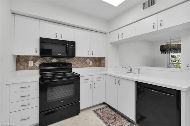 990 Cape Marco DR 201, Marco Island, FL 34145