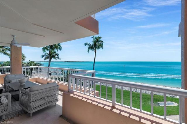 990 Cape Marco DR 201, Marco Island, FL 34145