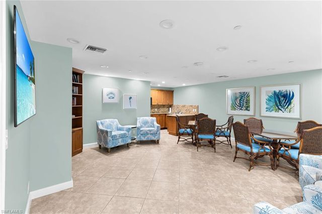 990 Cape Marco DR 201, Marco Island, FL 34145