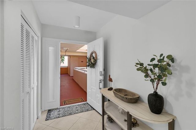 990 Cape Marco DR 201, Marco Island, FL 34145