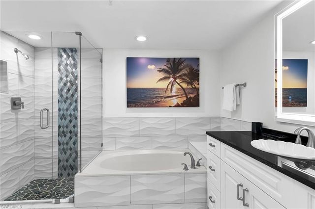 990 Cape Marco DR 201, Marco Island, FL 34145