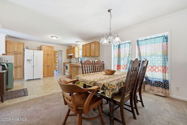 175 Country Walk Lane, Sanford, NC 27332