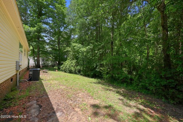 175 Country Walk Lane, Sanford, NC 27332