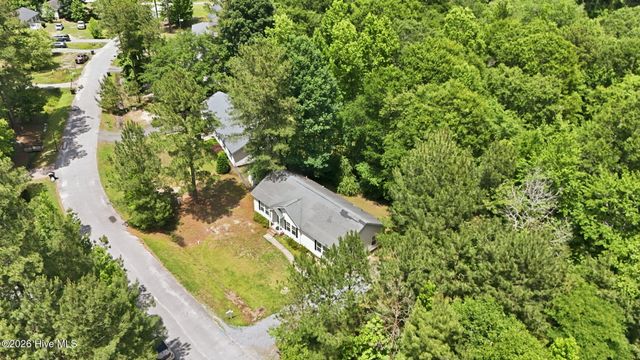 175 Country Walk Lane, Sanford, NC 27332