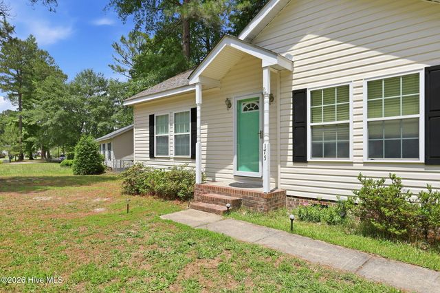 175 Country Walk Lane, Sanford, NC 27332