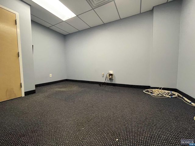 348 Broad Avenue, Leonia, NJ 07605