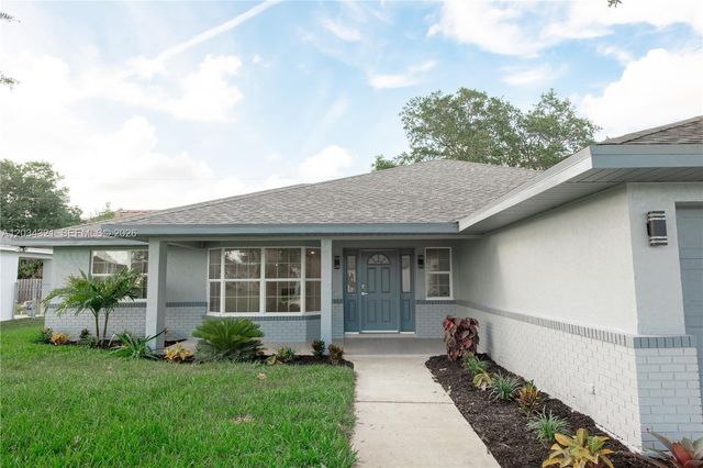 401 SW Ridgecrest Dr, Port St. Lucie, FL 34953