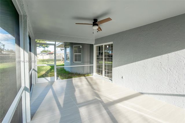 401 SW Ridgecrest Dr, Port St. Lucie, FL 34953