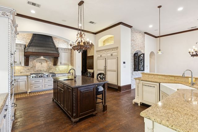 3114 Lake Creek Drive, Highland Village, TX 75077