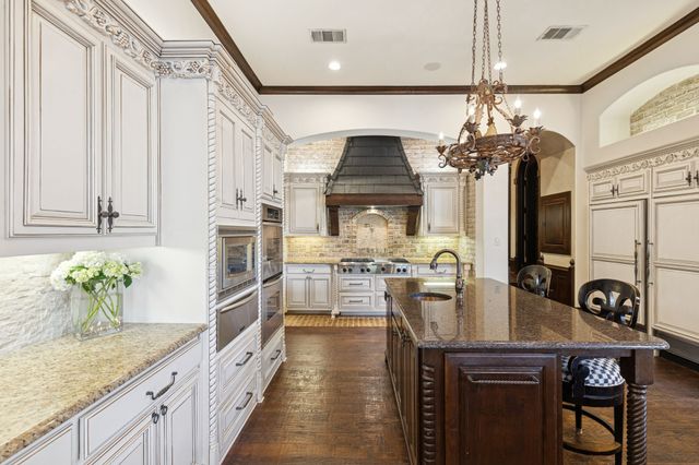 3114 Lake Creek Drive, Highland Village, TX 75077